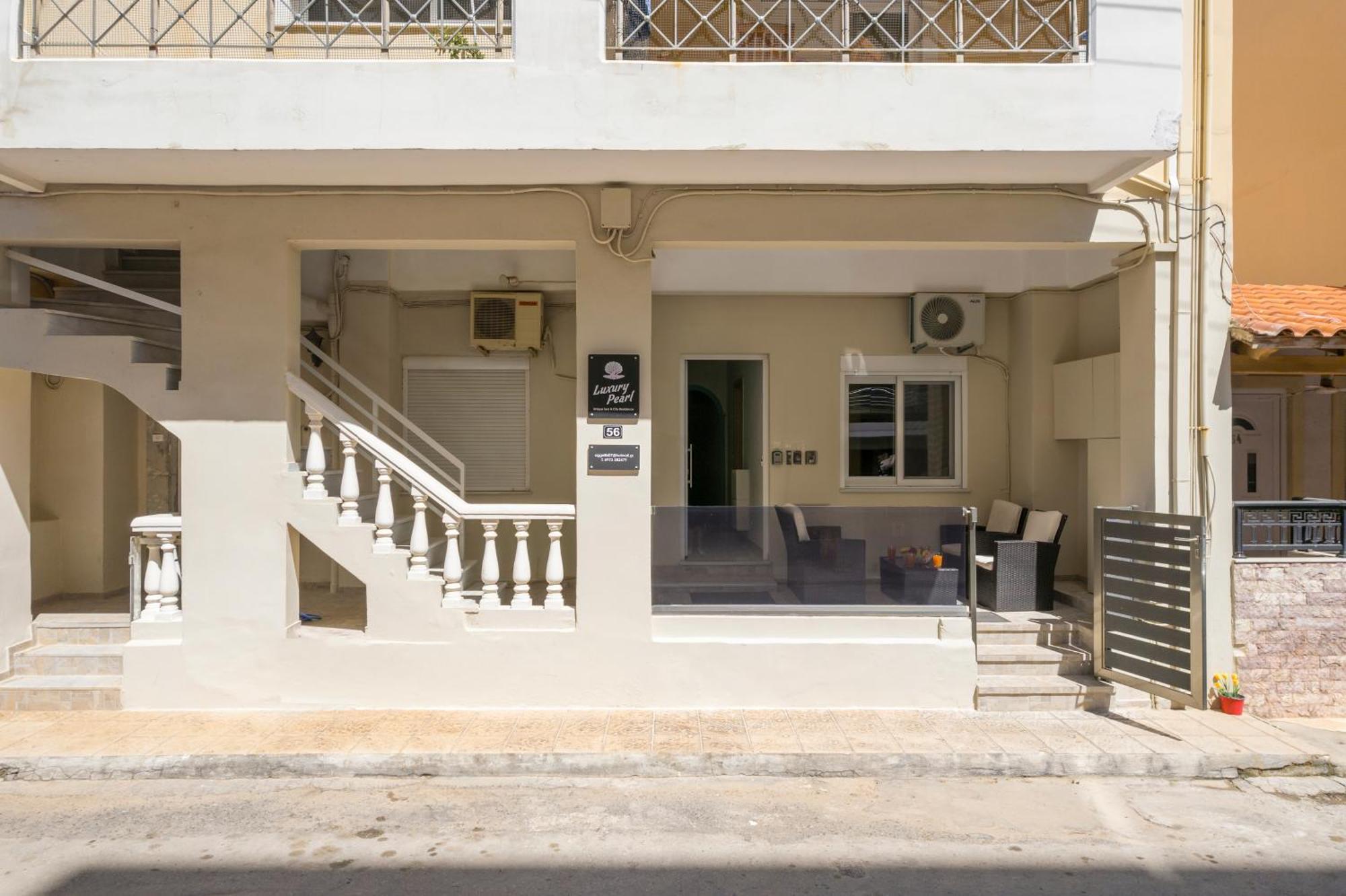 Luxury Pearl, Steps To The Beach Ханя Екстериор снимка