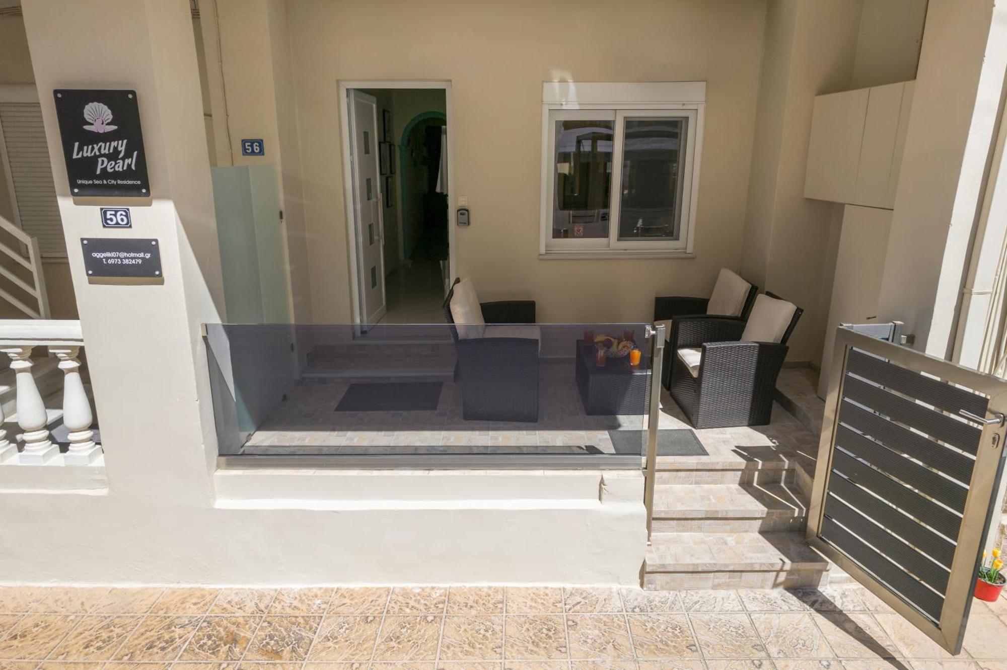 Luxury Pearl, Steps To The Beach Ханя Екстериор снимка
